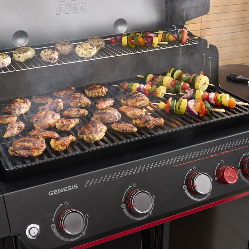Genesis&reg; E-430 Gas Grill Stealth&reg; Edition (Liquid Propane) image number 4