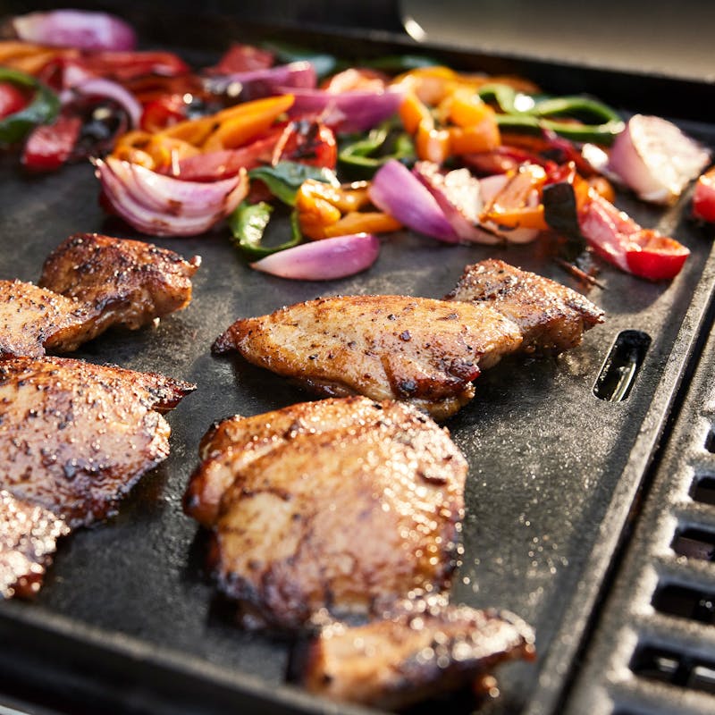 Genesis&reg; E-430 Gas Grill Stealth&reg; Edition (Liquid Propane) image number 6