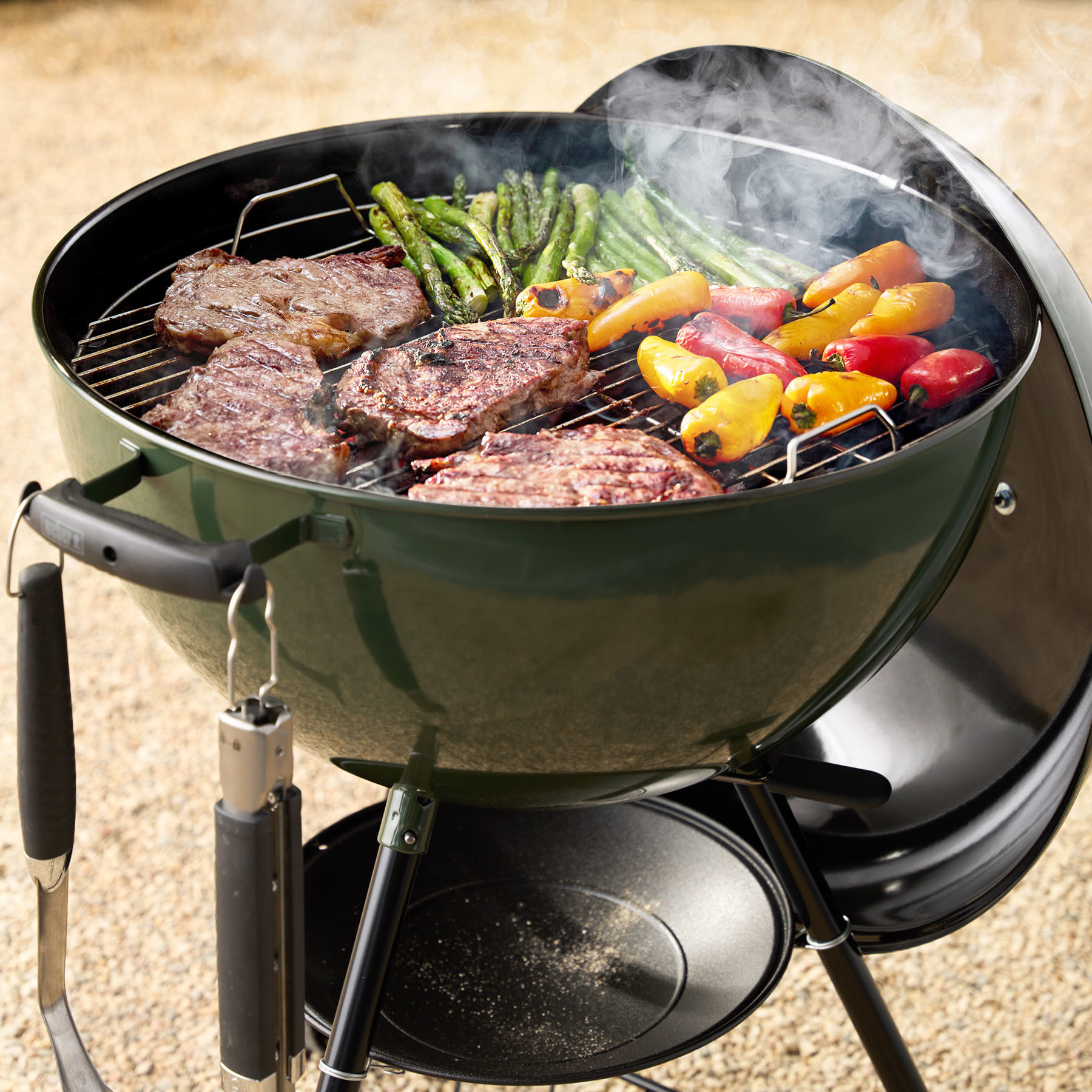 22” Salute to Service Kettle | Weber US