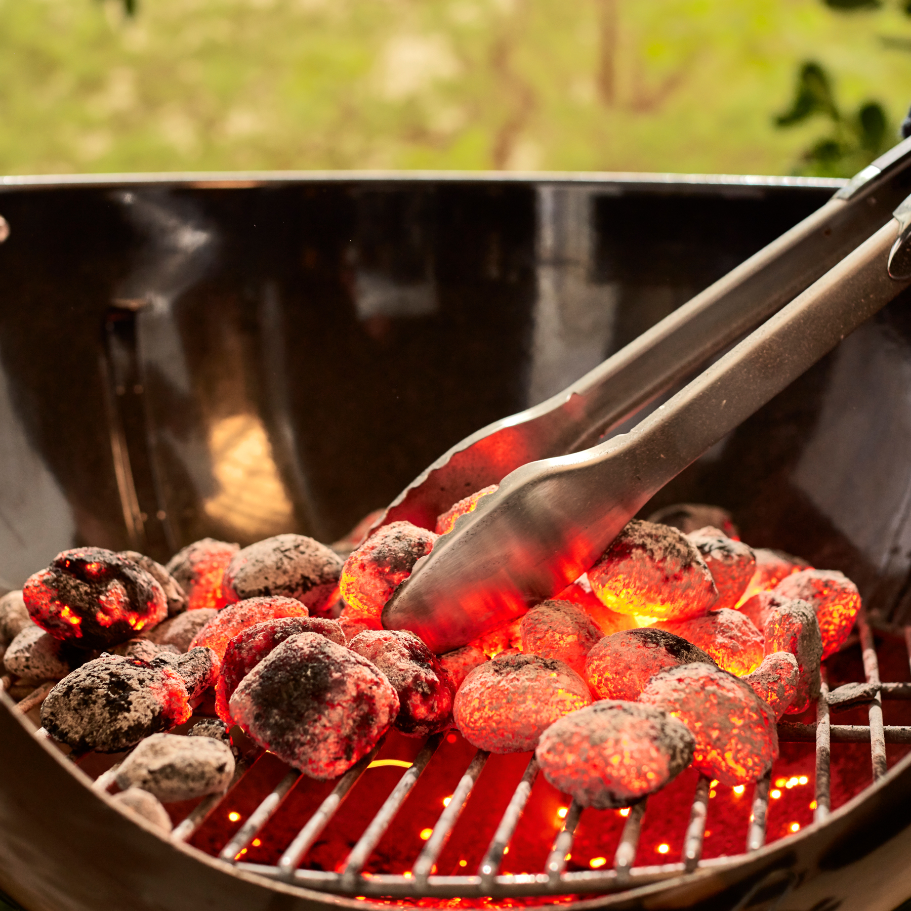 Original Kettle Premium Charcoal Grill 22