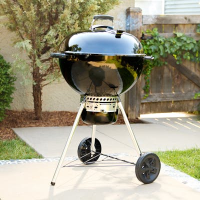 22&rdquo; Master-Touch&trade; Charcoal Grill-view 1