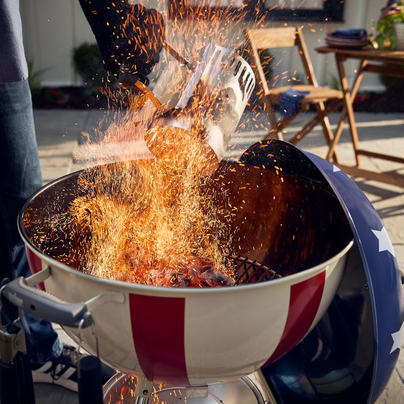 Weber 22” Star-Spangled Kettle image number 9