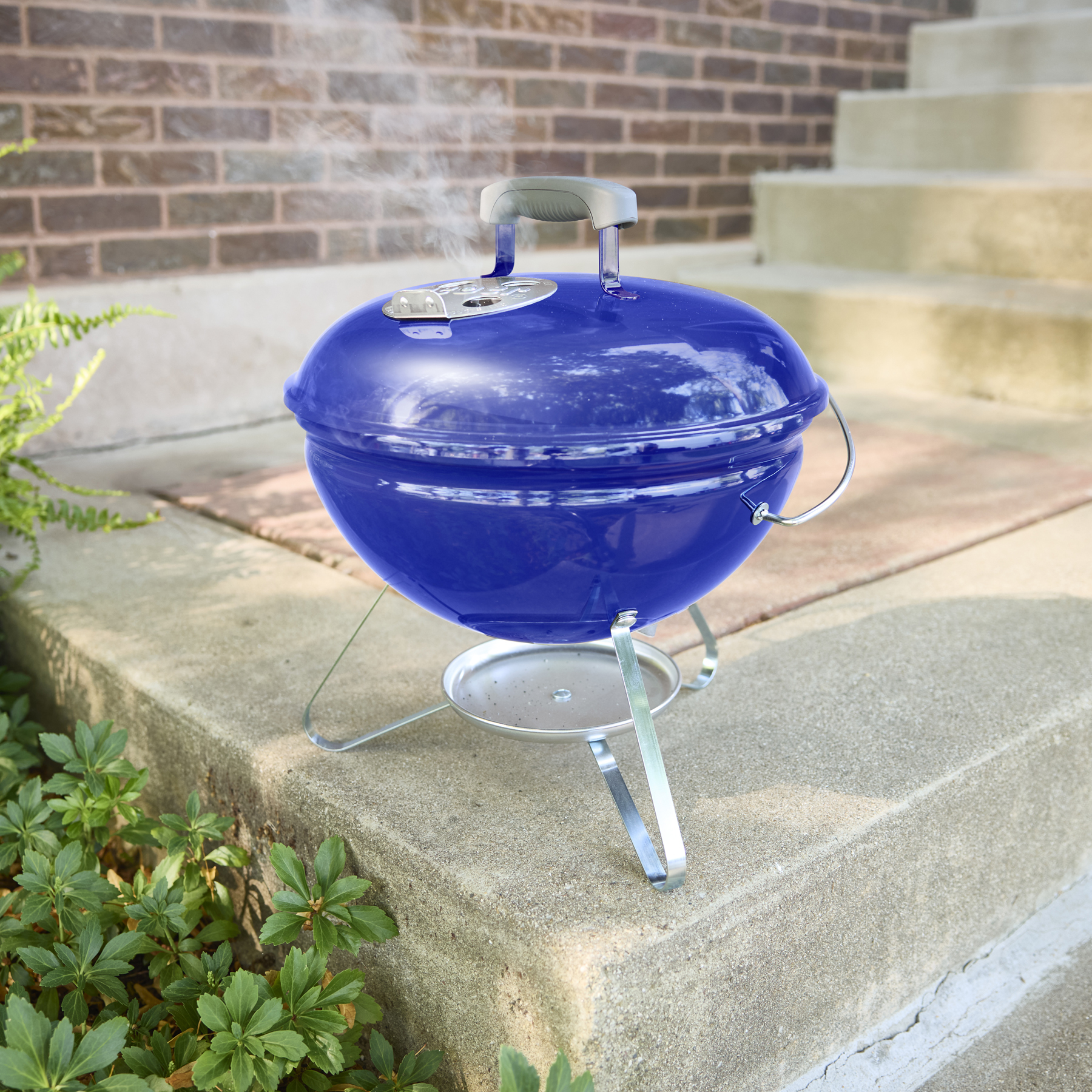 新品未使用 Weber スモーキージョー ディープオーシャンブルー1501698 Smokey Joe® 14” Charcoal Grill | Weber US