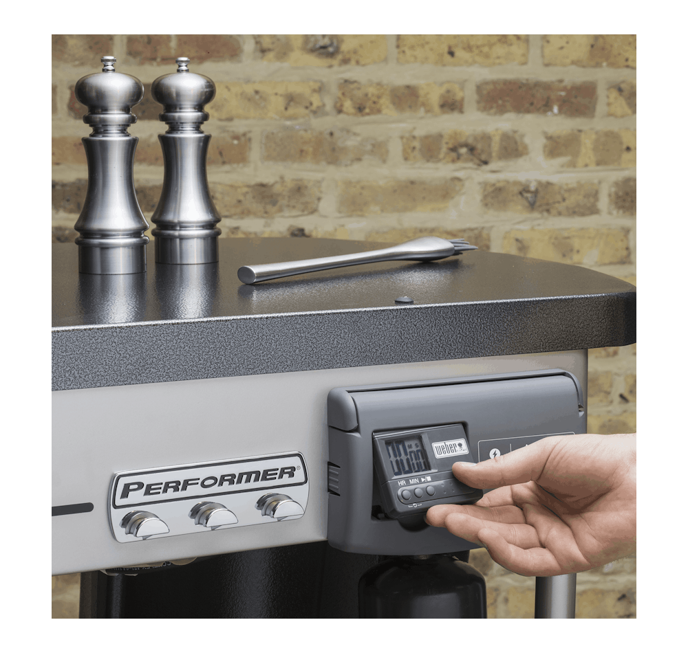 Performer Deluxe GBS Charcoal Grill 57 cm