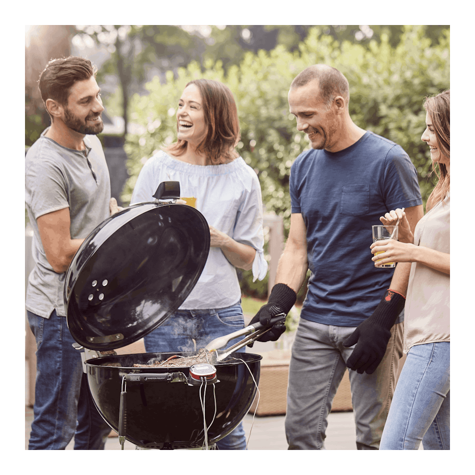 WEBER MASTER TOUCH PREMIUM E-5770 CHARCOAL BARBECUE - Stratford