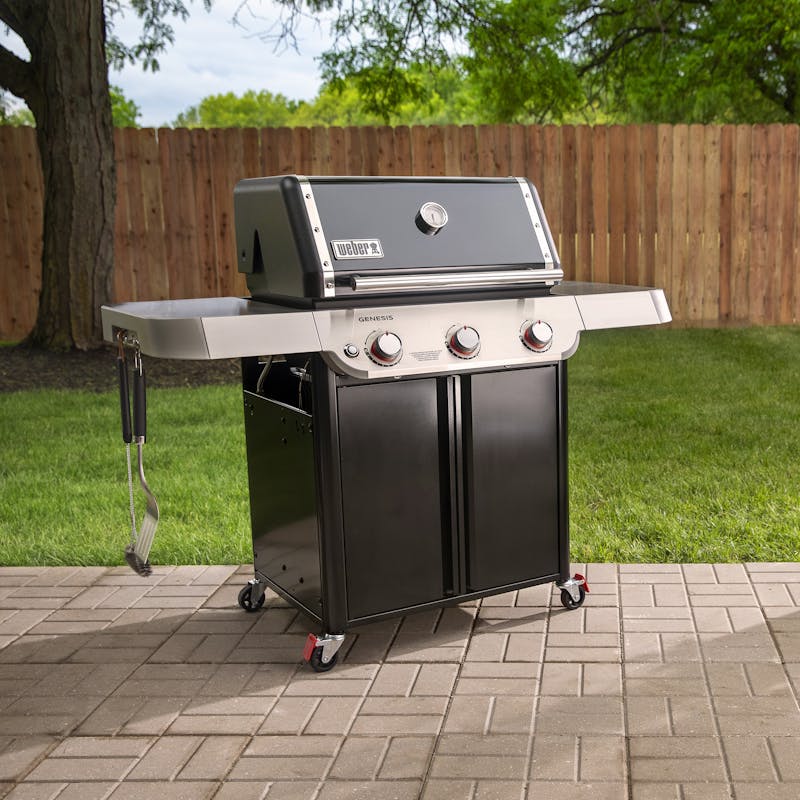 Genesis E-315 Gas Grill (Natural Gas) image number 4