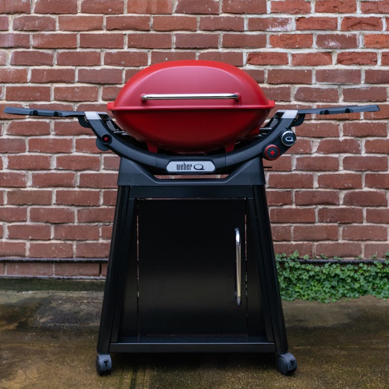 Weber® Family Q®+ (Q3100N+) Gas Barbecue (LPG) image number 4