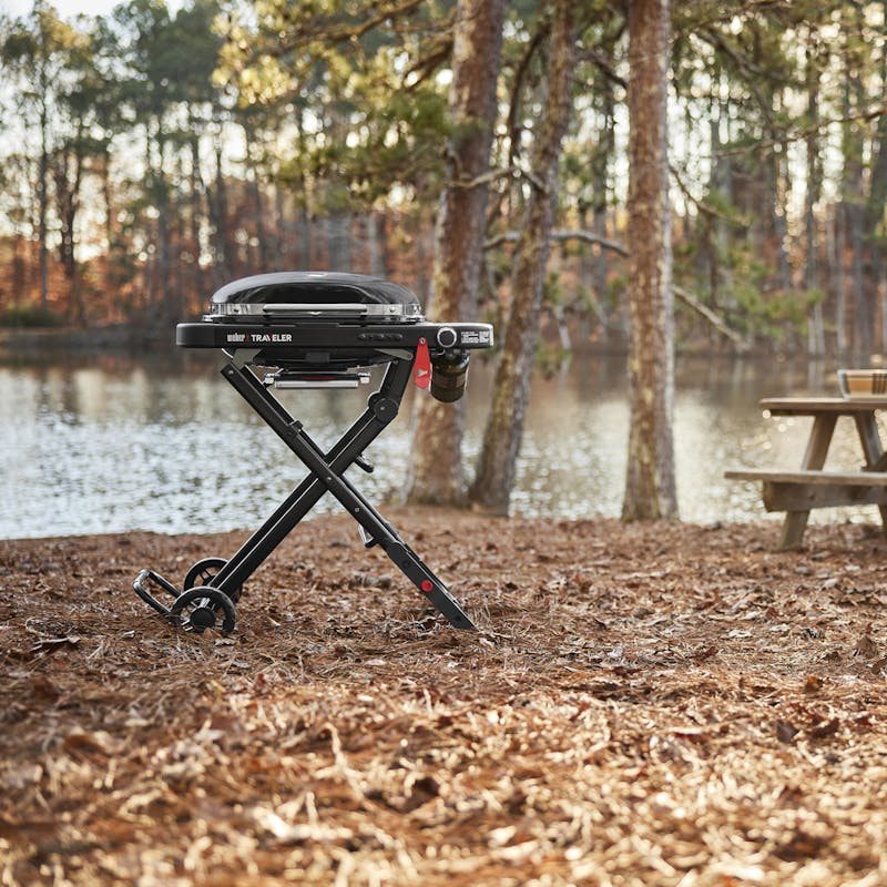 Weber Traveler® Compact Portable Gas Grill image number 4