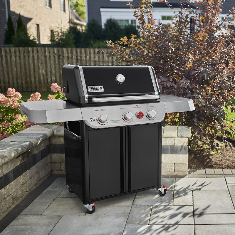 Genesis E-325 Gas Grill (Natural Gas) image number 4