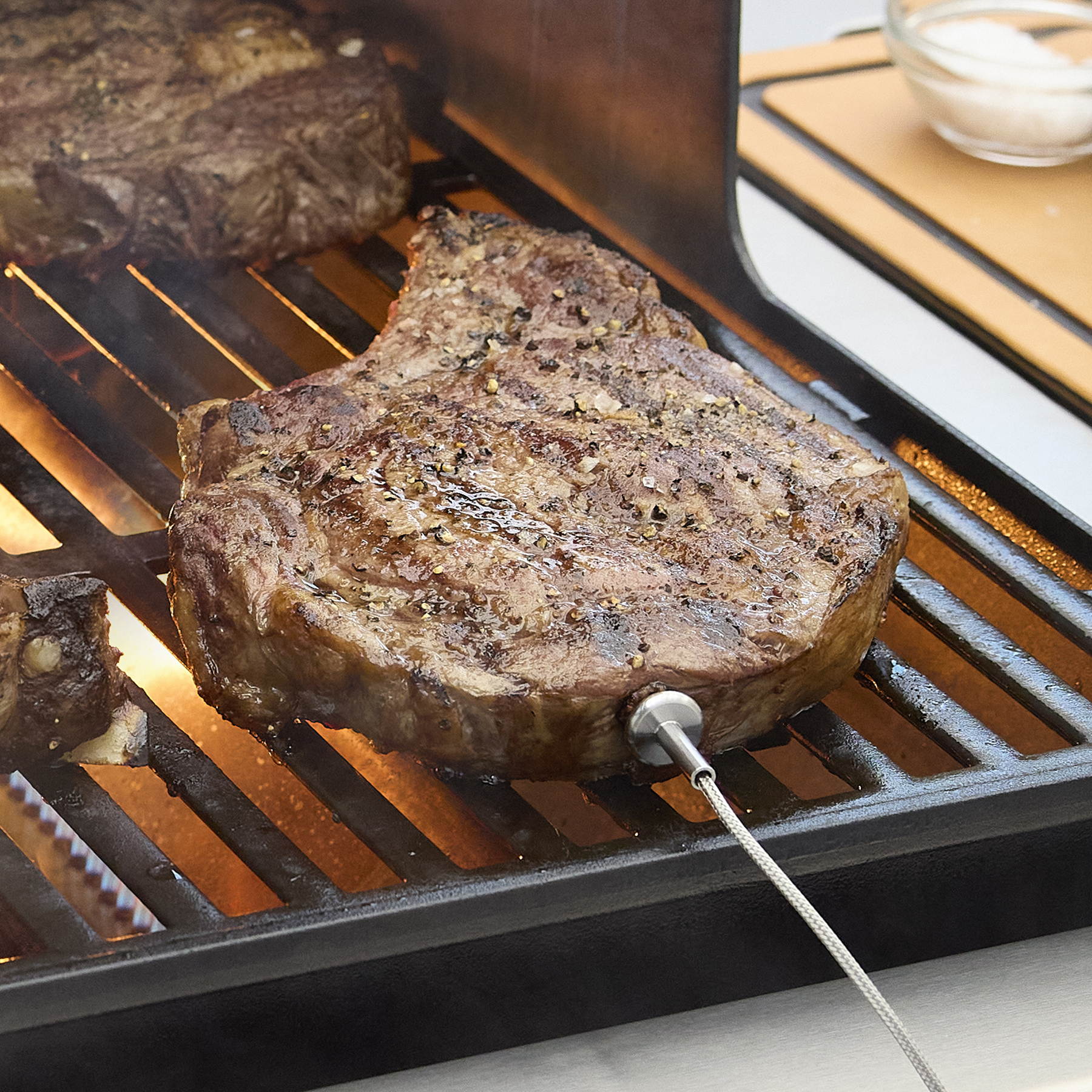Spirit® EX-425C Smart Gas Grill (Natural Gas) | Weber US