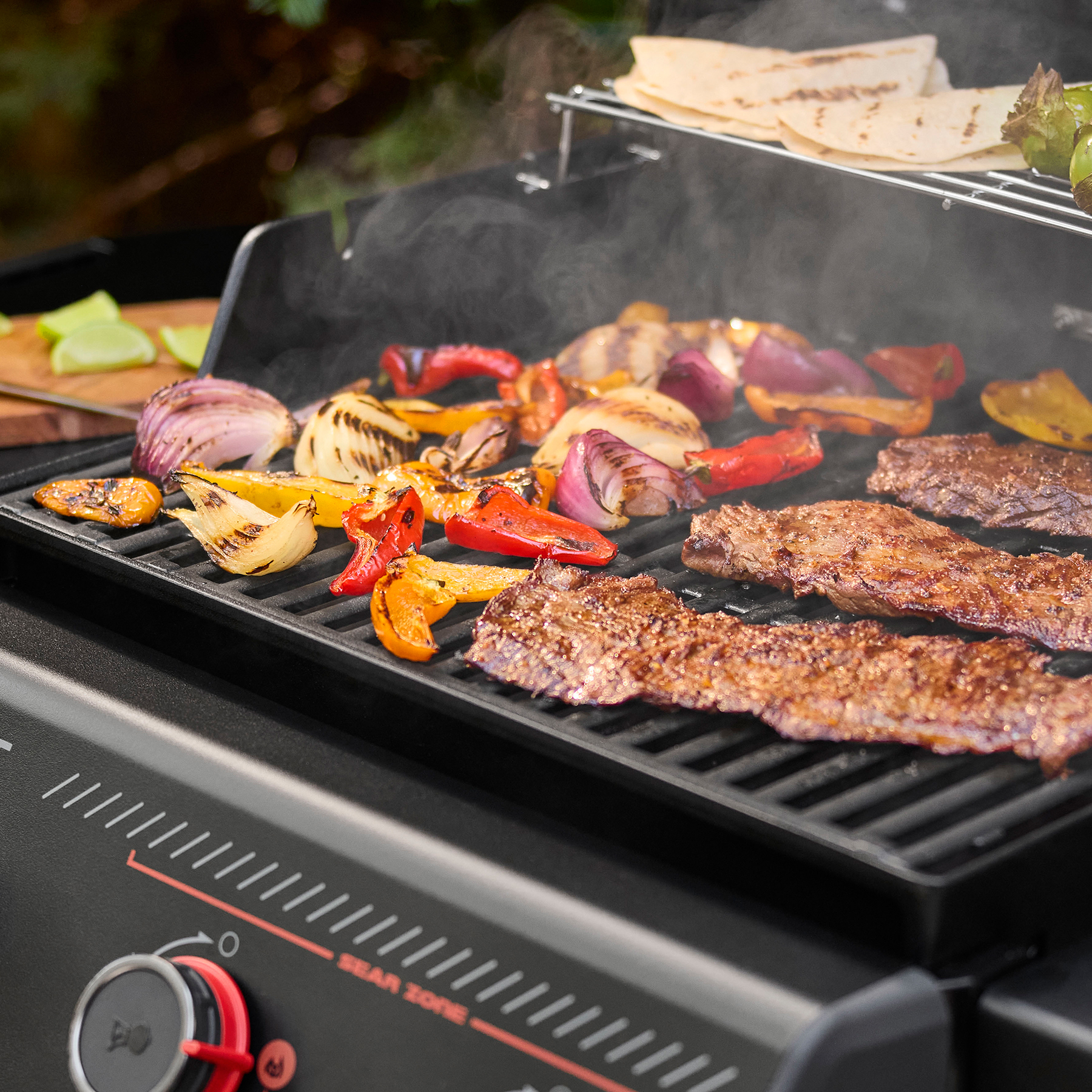 Spirit® E-325 Gas Grill Stealth® Edition (Liquid Propane) | Weber US