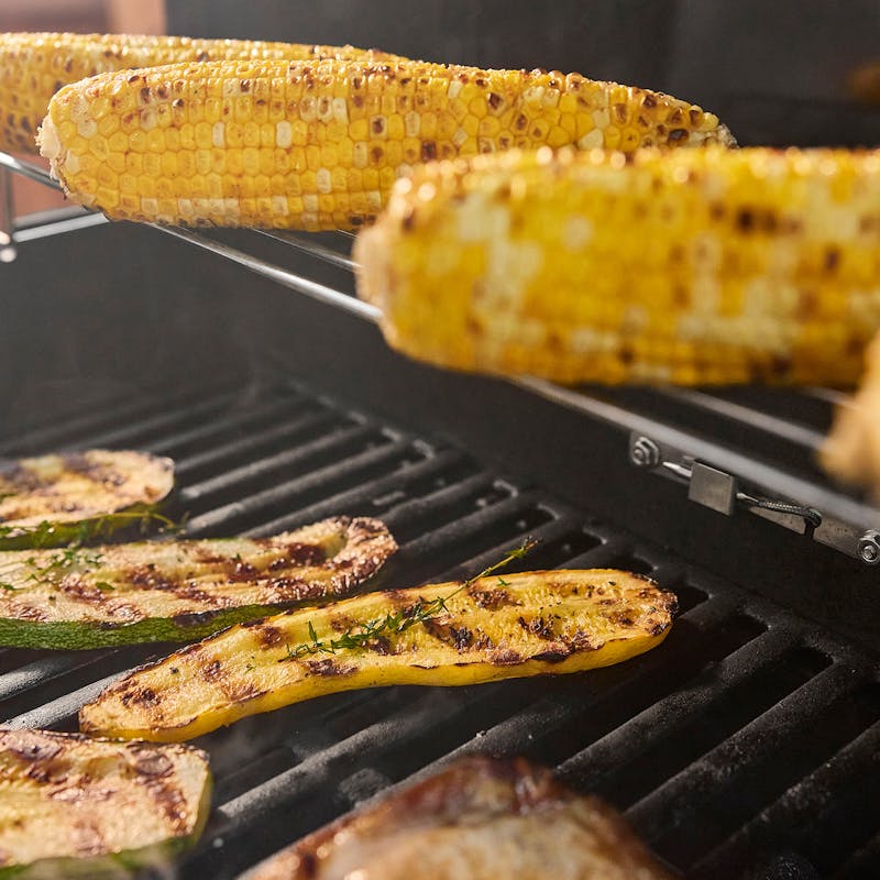 Spirit&reg; E-325 Gas Grill Stealth&reg; Edition (Natural Gas) image number 6