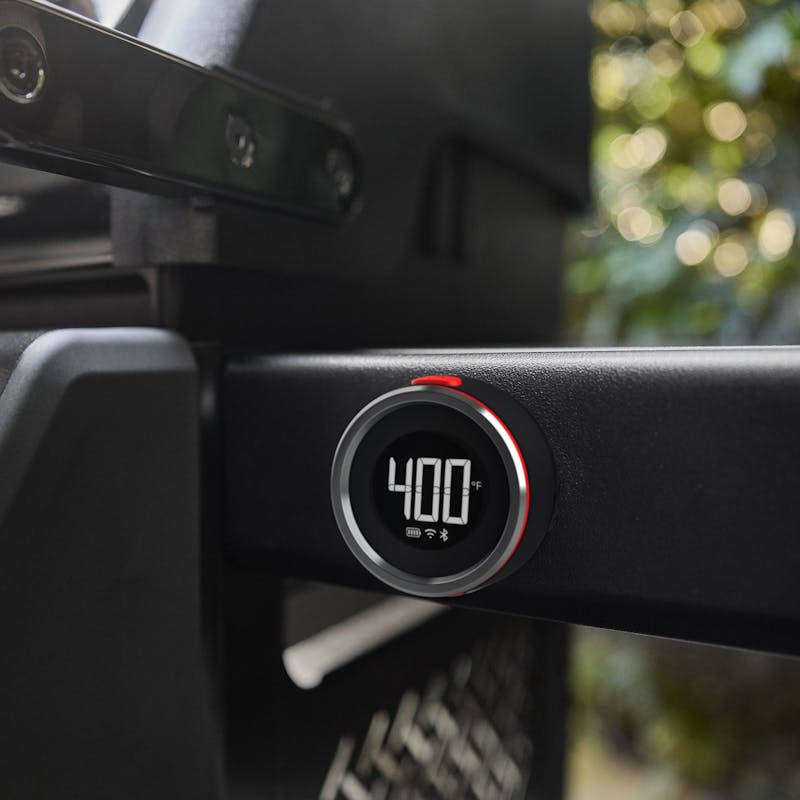 Spirit&reg; EPX-425 Smart Gas Grill Stealth&reg; Edition (Liquid Propane) image number 2