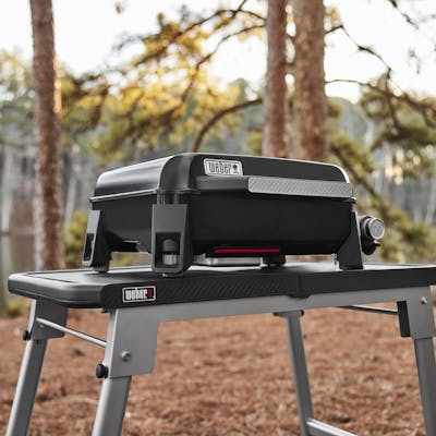 Plancha portátil Weber Traveler® de 43 cm (17")-view 1
