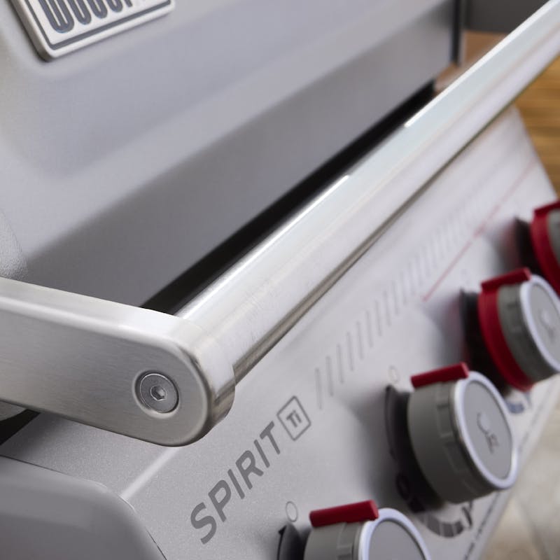 Spirit&reg; E-425 Gas Grill Titanium Edition (Liquid Propane) image number 3