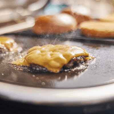 Weber® Lumin® Half Hotplate-view 1