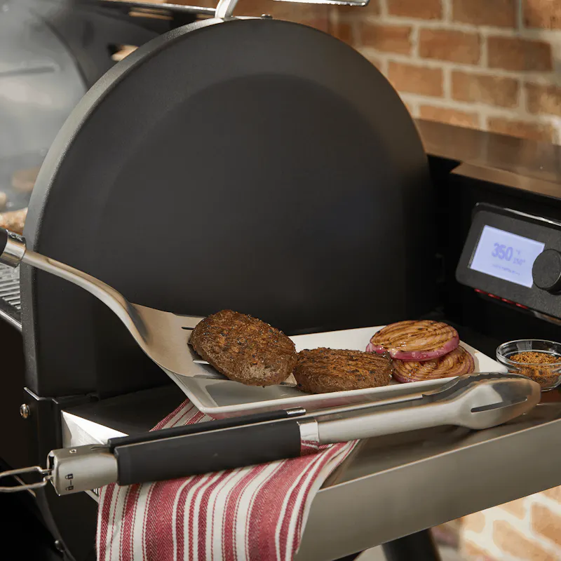 Kit Accessori Per Barbecue 28 Pezzi Professionale Con Spatole, Pinze, Pressa Hamburger E Borsa