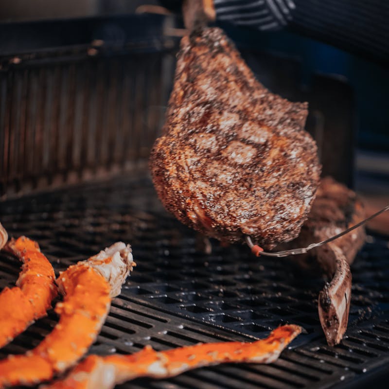 WEBER CRAFTED​ Dual-Sided Sear Grate​ image number 7