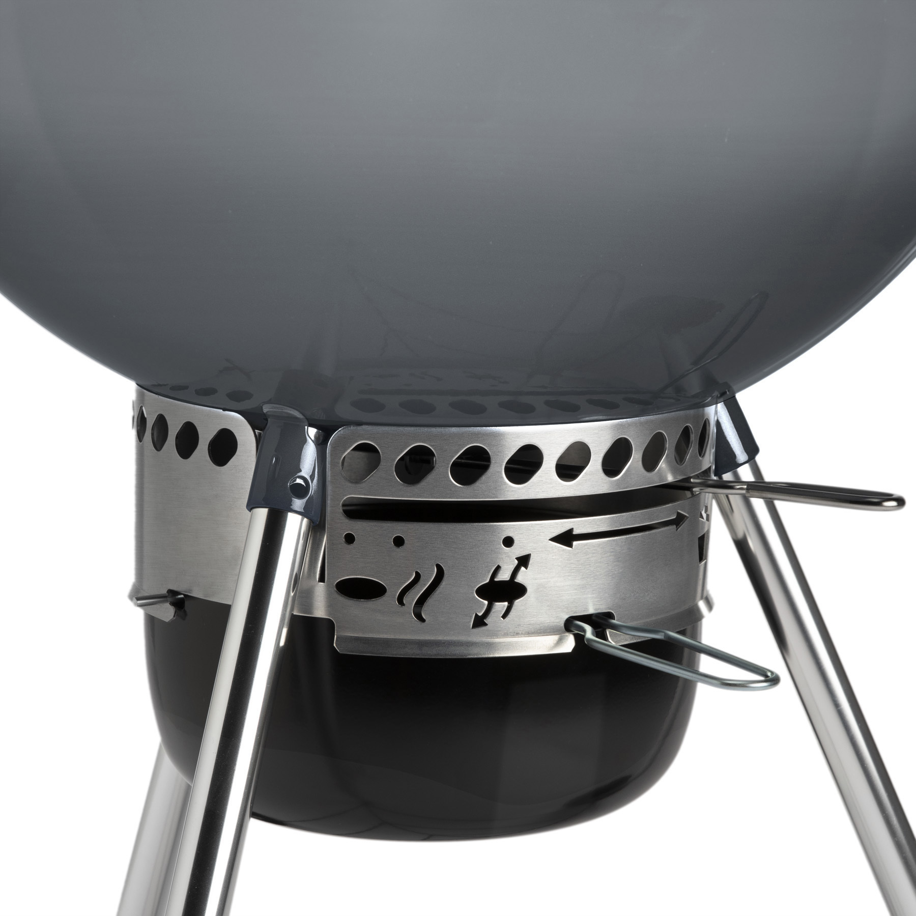 Master Touch 22’: Fog Gray Charcoal Grill | Weber