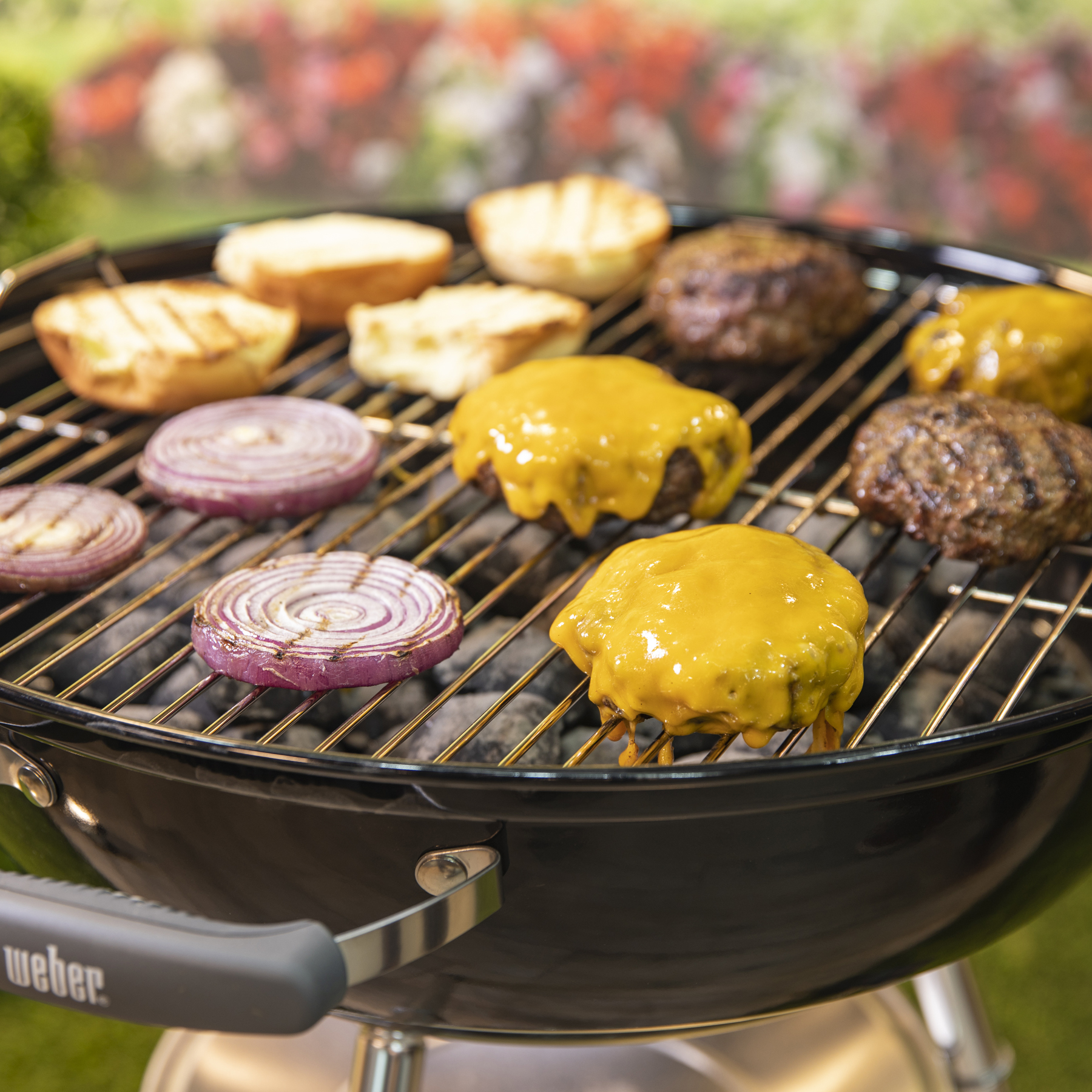 Charcoal and Kettle Grills | Weber Grills